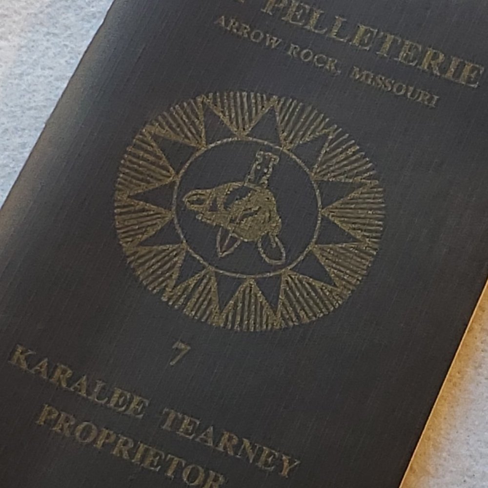 La Pelleterie "Tearney's Little Black Book" 1988